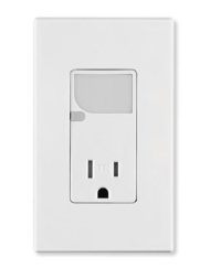 Decora Tamper-Resistant Combination Receptacle with LED Guidelight (T6525-W)